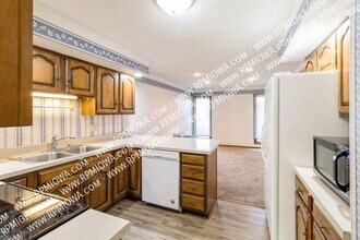 1124 Johnson St in Ames, IA - Building Photo - Building Photo