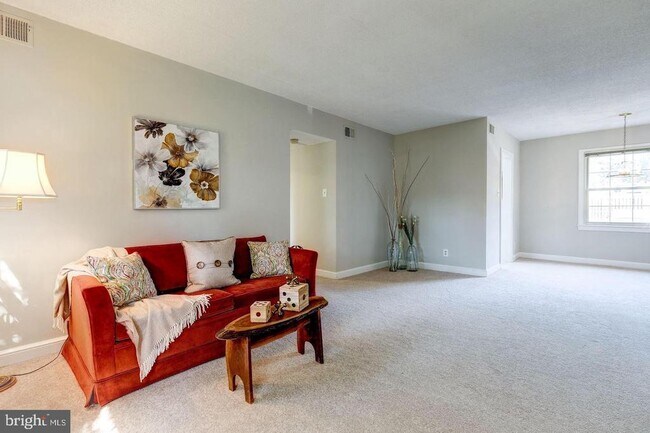 2607 Arlington Blvd in Arlington, VA - Building Photo - Building Photo