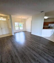 3637 Weatherfield Dr, Unit 14 in Kissimmee, FL - Foto de edificio - Building Photo