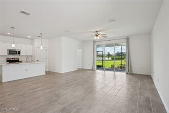 2445 Orchard St in Naples, FL - Building Photo - Building Photo