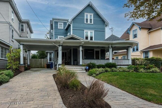 property at 606 7th Ave