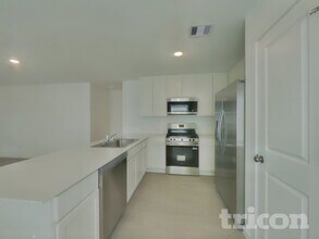 13035 Shells Ln in Crosby, TX - Building Photo - Building Photo