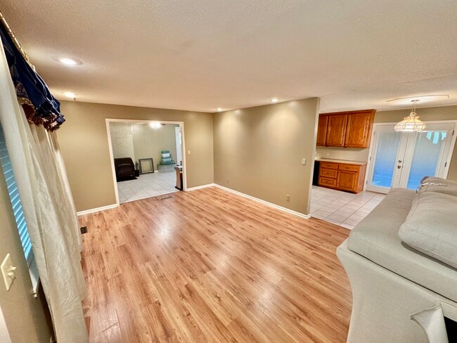 307 N Union Ave in Mountain View, AR - Building Photo - Building Photo