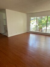 852 Lorraine Blvd in Los Angeles, CA - Building Photo - Building Photo