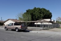 83060 Sonora Ave in Indio, CA - Foto de edificio - Building Photo