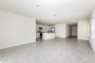 4911 Granite Dust Pl in Rubonia, FL - Building Photo - Building Photo