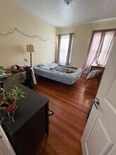 20 Fisher Ave, Unit 3 in Boston, MA - Foto de edificio - Building Photo