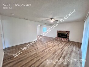529 E Escalon Ave in Fresno, CA - Building Photo - Building Photo