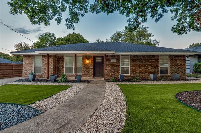 11211 McCree Rd in Dallas, TX - Building Photo - Building Photo