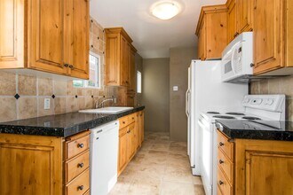1464 E Harrison Ave in Salt Lake City, UT - Building Photo - Building Photo