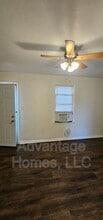 1007 N Scott Ave in Belton, MO - Building Photo - Building Photo