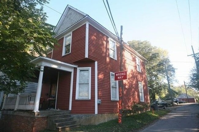 property at 212 S 17th St