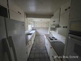 2208 N 10th Ave in Greeley, CO - Building Photo