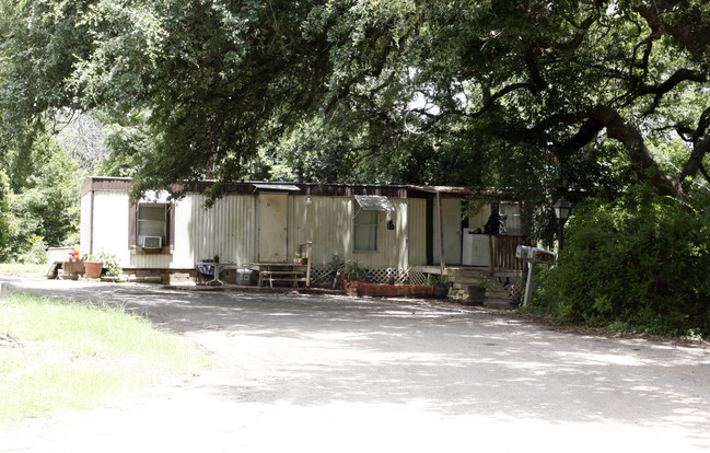 3205 Burleson Rd in Austin, TX - Building Photo - Building Photo