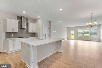 496 Hanson St in Frederick, MD - Building Photo - Building Photo
