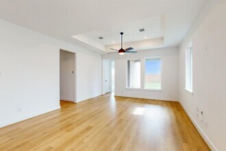 9510 Dearborn Creek Dr in Cypress, TX - Building Photo - Building Photo