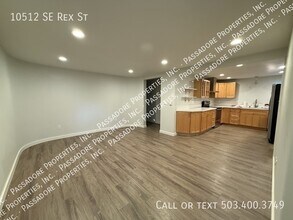 10512 SE Rex St in Portland, OR - Building Photo - Building Photo