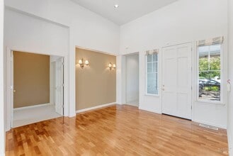 205 Saddle Wood Dr in Novato, CA - Building Photo - Building Photo