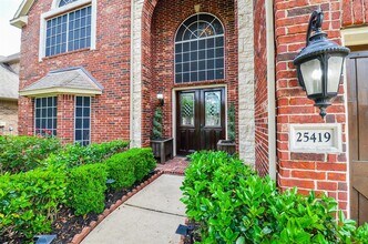 25419 Richton Falls Dr in Richmond, TX - Building Photo - Building Photo