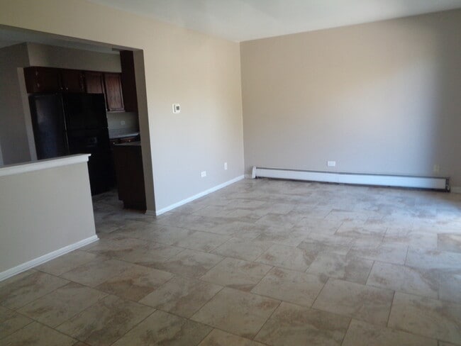 8149 83rd Pl in Justice, IL - Building Photo - Building Photo