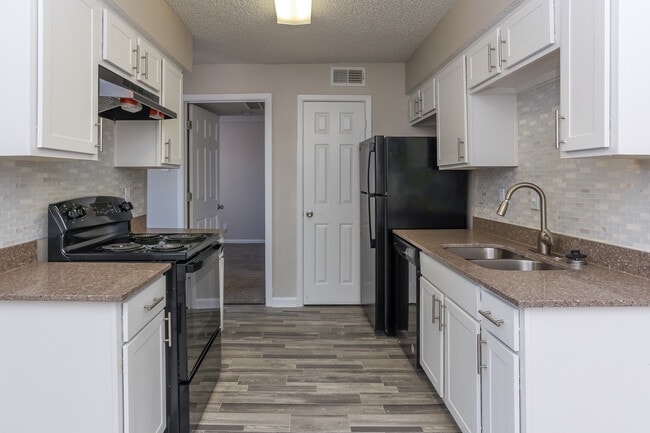 Summerwood Apartments