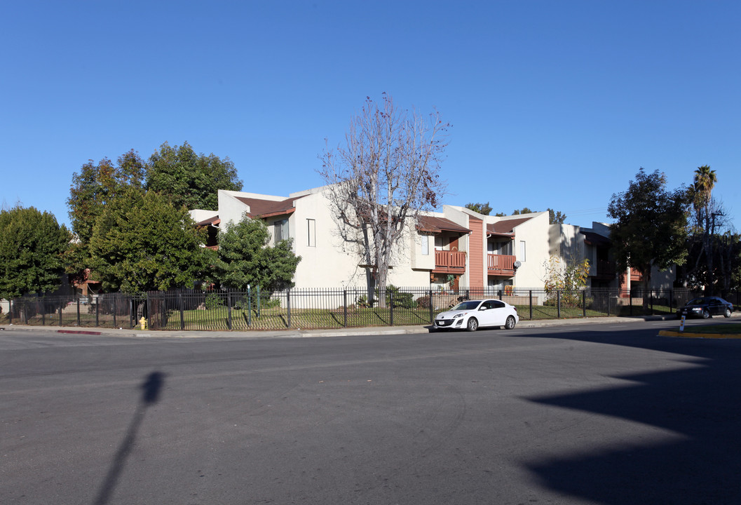 Keystone Court Apartments in Pomona, CA - Building Photo