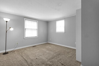 338 River Walk Dr in New Bern, NC - Building Photo - Building Photo