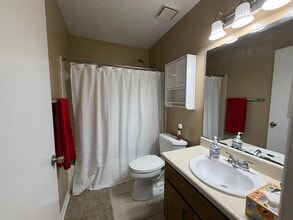 2428 Talco Hills Dr in Tallahassee, FL - Building Photo - Building Photo