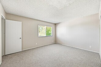 1814 W Village Way in Tempe, AZ - Building Photo - Building Photo