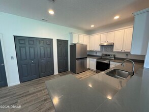 1986 Yellowfin Dr in Port Orange, FL - Building Photo - Building Photo