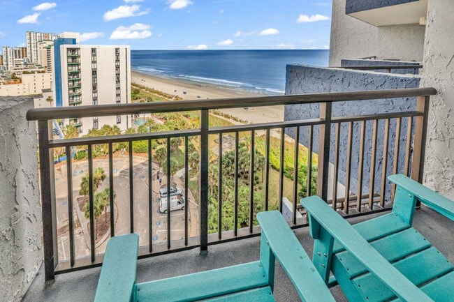 2001 S Ocean Blvd in Myrtle Beach, SC - Building Photo - Building Photo
