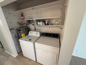 98-1080 Komo Mai Dr in Aiea, HI - Building Photo - Building Photo