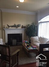 924 W Cornelia Ave, Unit 4S in Chicago, IL - Foto de edificio - Building Photo