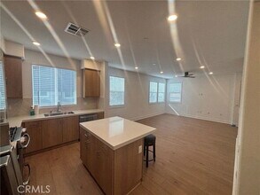 1720 Park St in Anaheim, CA - Building Photo - Building Photo