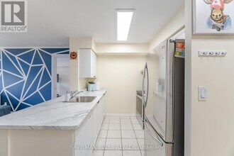 300-300 Ray Lawson Blvd in Brampton, ON - Building Photo - Building Photo