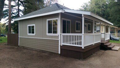9280 Hwy 9 in Ben Lomond, CA - Building Photo - Building Photo