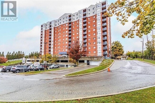 property at 30-230 Chapman Ct
