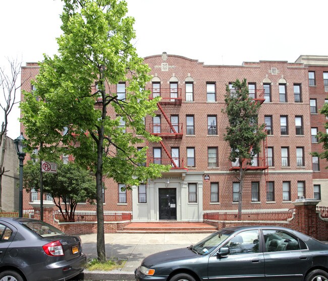 Dorothy Court in Brooklyn, NY - Building Photo - Building Photo