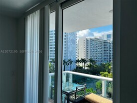 1035 West Dr in Miami Beach, FL - Building Photo