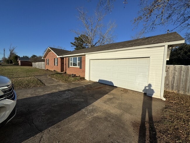 property at 2777 S Brannon Stand Rd