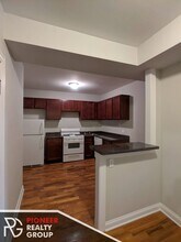 1446 W Byron St, Unit 1450-1 in Chicago, IL - Building Photo - Building Photo