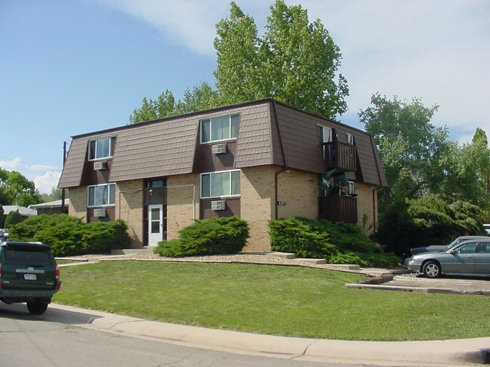 Kimbrough Ridge in Arvada, CO - Foto de edificio