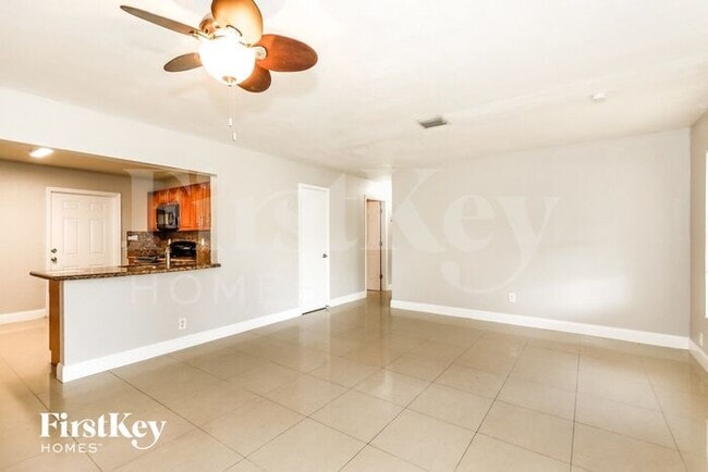 3763 SW 17th St in Fort Lauderdale, FL - Building Photo - Building Photo