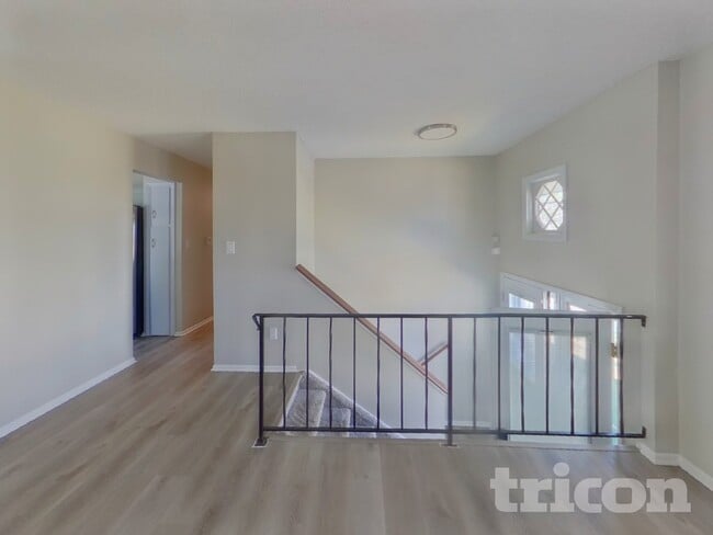 1017 De La Vista Pl in Colorado Springs, CO - Building Photo - Building Photo