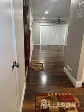 364 Hadleigh Ln in North Brunswick, NJ - Building Photo - Building Photo