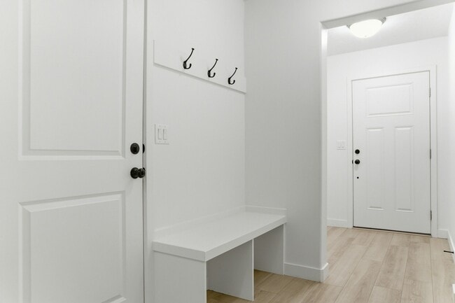 4208 W Camp Floyd Ct in Riverton, UT - Building Photo - Building Photo