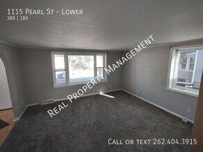 1115 Pearl St-Unit -Lower in Waukesha, WI - Building Photo - Building Photo