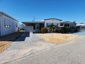 2110 Ohio Ave in Bradenton, FL - Building Photo - Building Photo