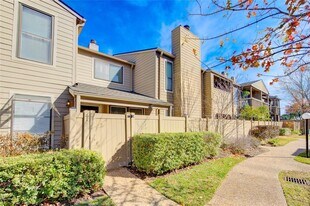 2379 Briarwest Blvd in Houston, TX - Building Photo