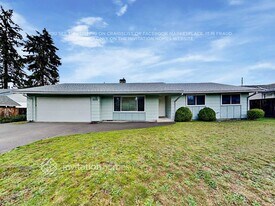 7807 76th Ave SW in Tacoma, WA - Building Photo